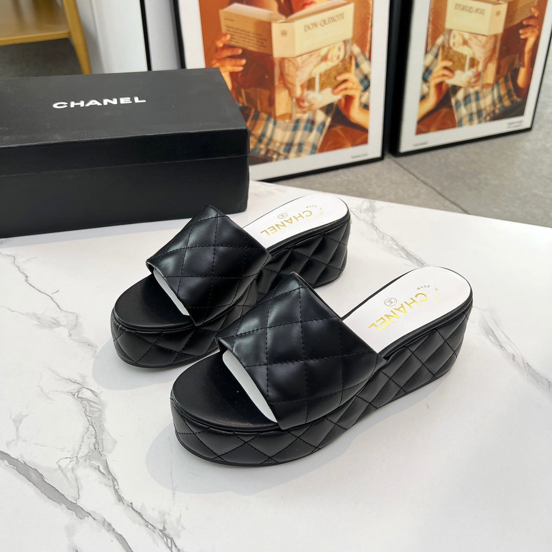 Chane1 top fashion thick-soled rhombus slippers 0724030808