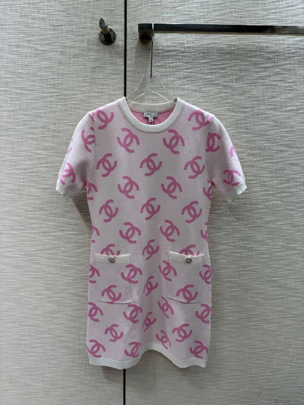 Fashion New Slim-fit Slim-fit Knitted Short-sleeved Dress 1024041621