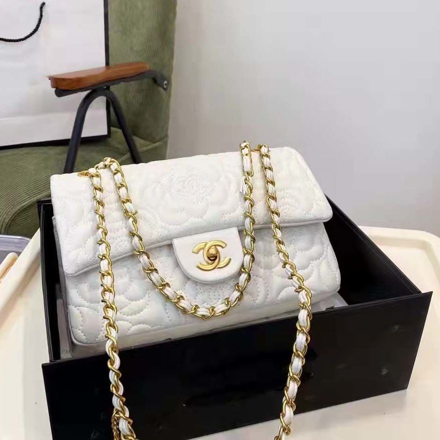 New trendy and fashionable women's bags PD10042814