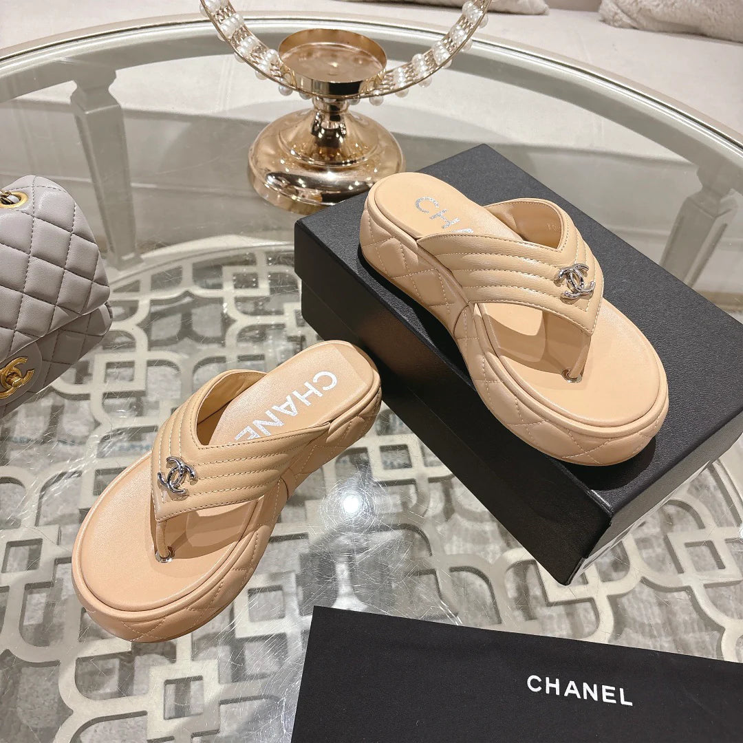 New thick-soled casual slippers 1025031219