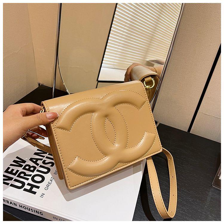 New Crossbody Bag Fashionable Small Square Bag Shoulder 1024071522