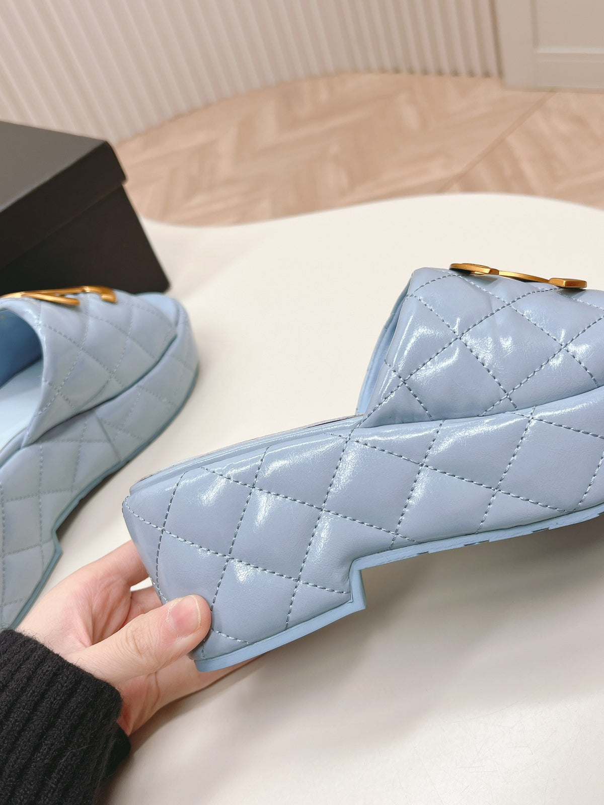 Chane1 top fashion thick-soled rhombus slippers 0724030812