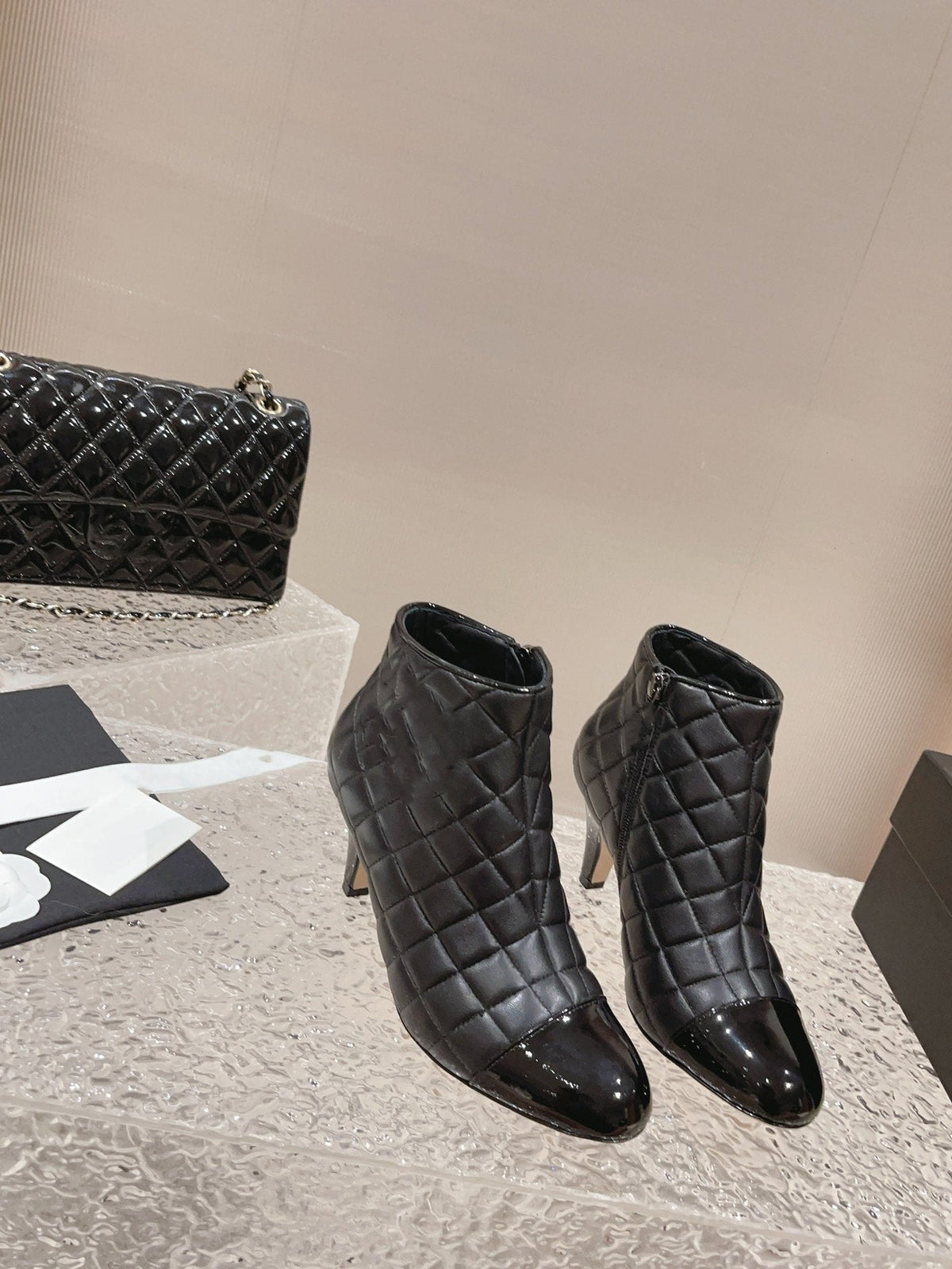 Fashion And Versatile High Heel Short Boots 1023120405