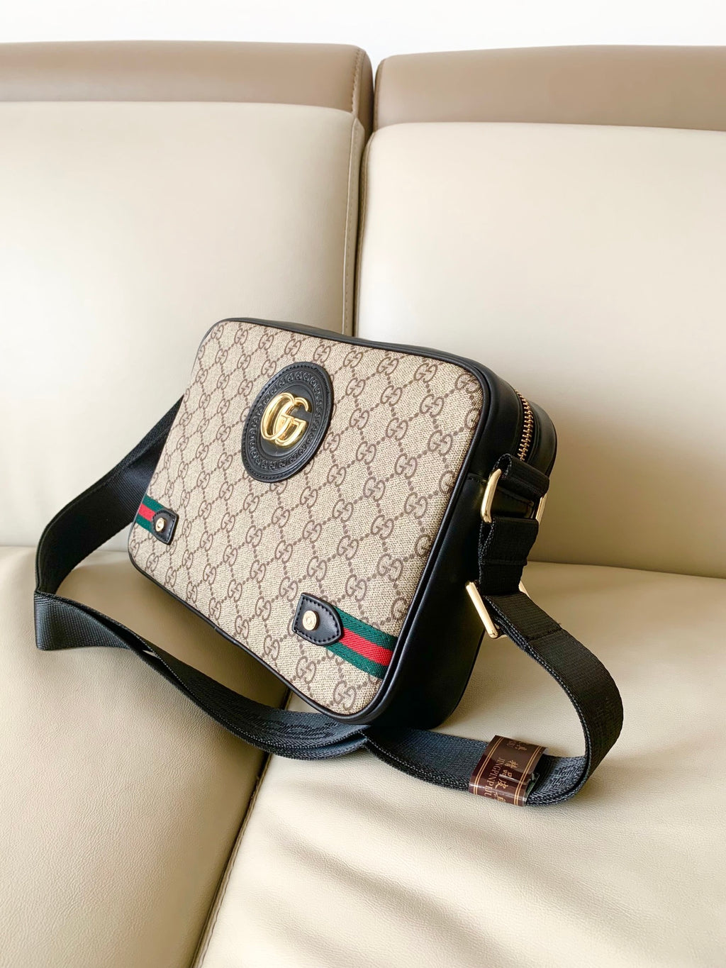 G fashion single-shoulder crossbody bag 0725061809