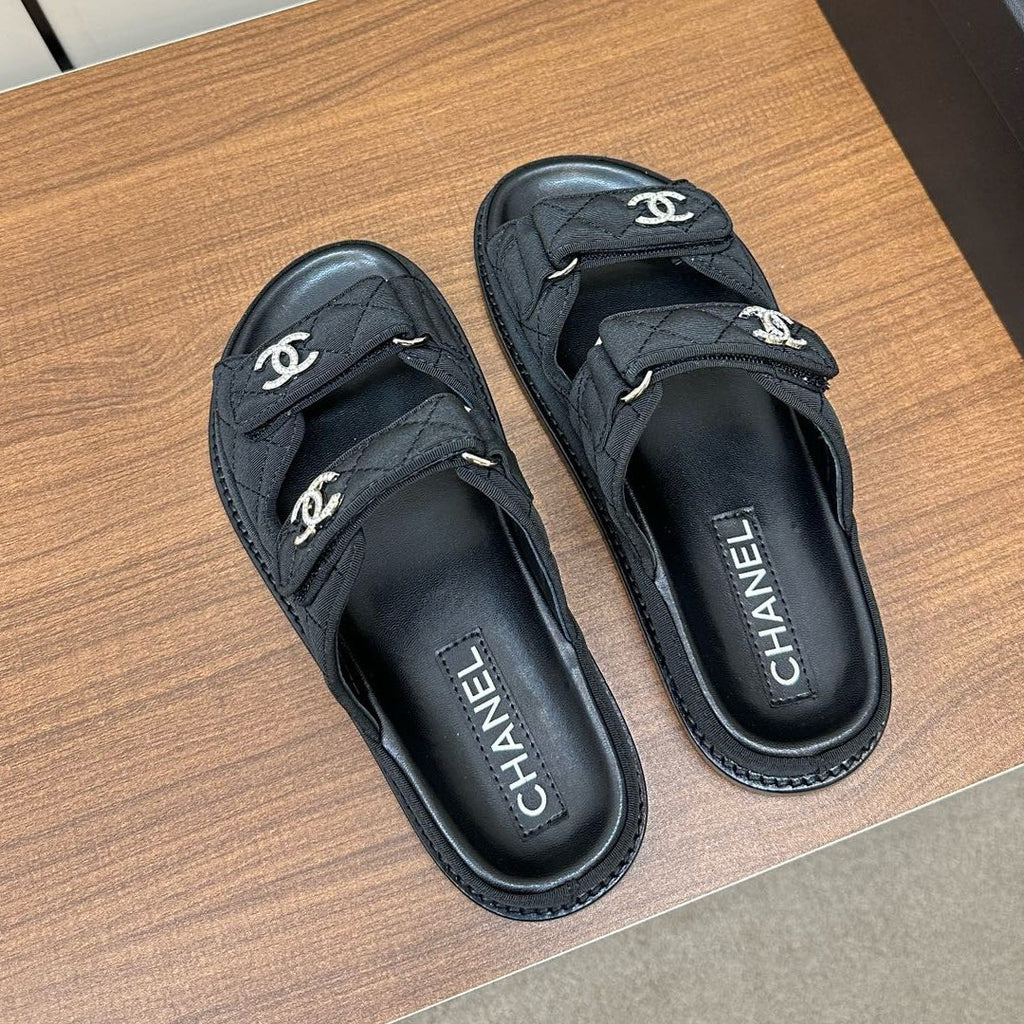New fashionable and versatile women's sandals 1024031903