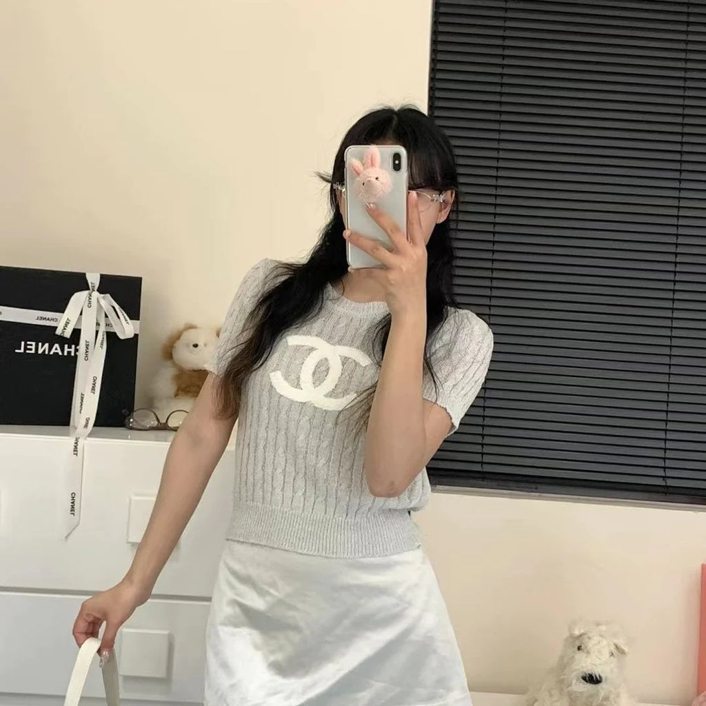 New Embroidered Crewneck Sweater Women's Short-sleeved 1024032511