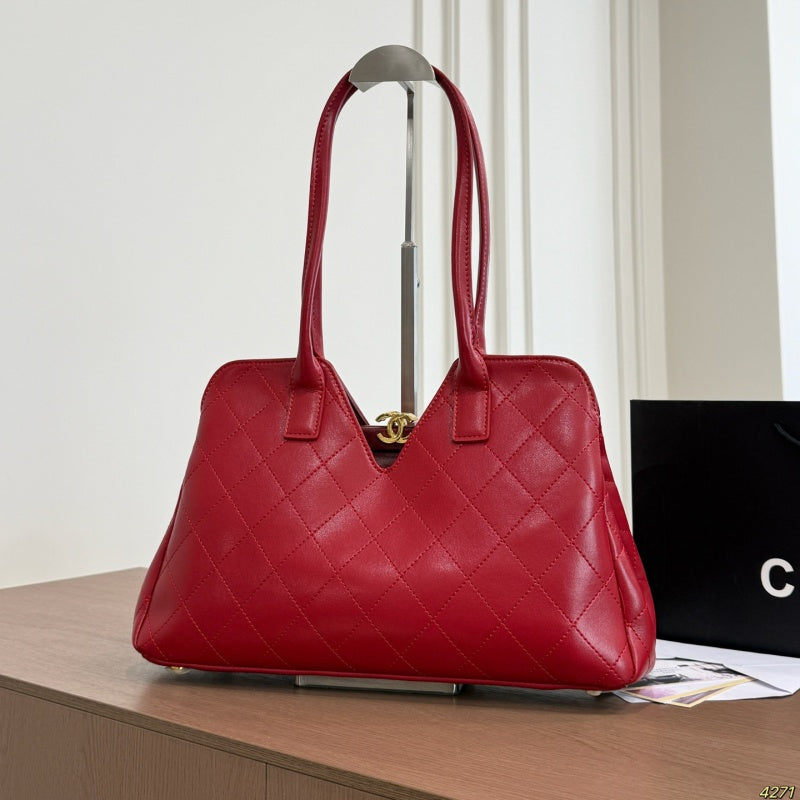 New Fashion Women's CC Handbag CWT1326092301