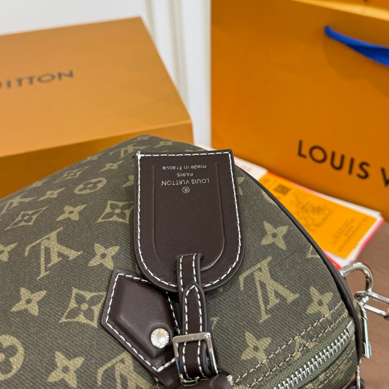 New Fashion Monogram Boston Handbag CWT1326092306