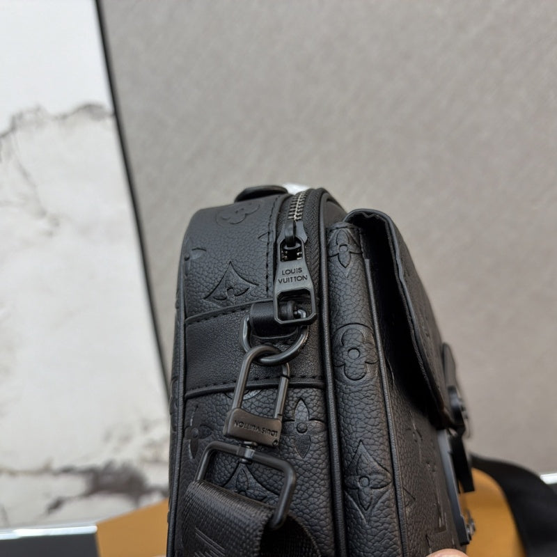 New Fashion Men's Crossbody Bag CWT1326092308