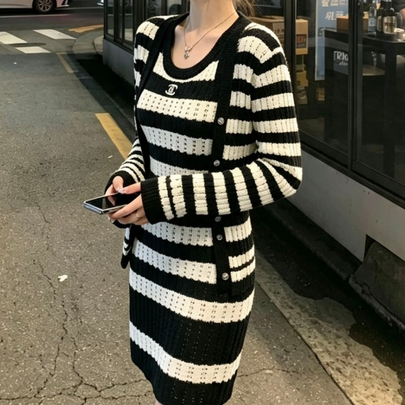 New Fashion Women's Striped Knit 2-Piece Set  DM1326092429