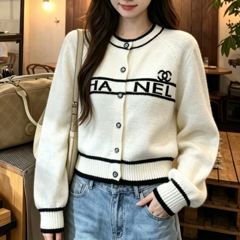 New Fashion Women's CC Contrast Striped Knit Cardigan DM1326092833