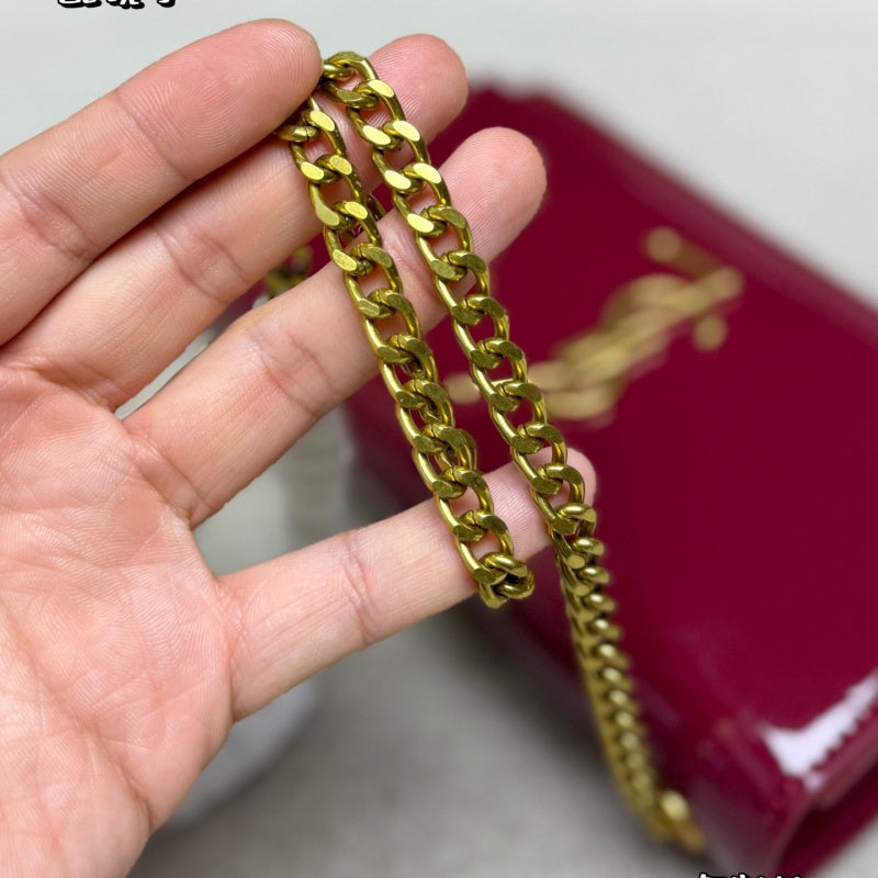 New Fashion Women Patent Leather Chain Crossbody Bag XC1326092915