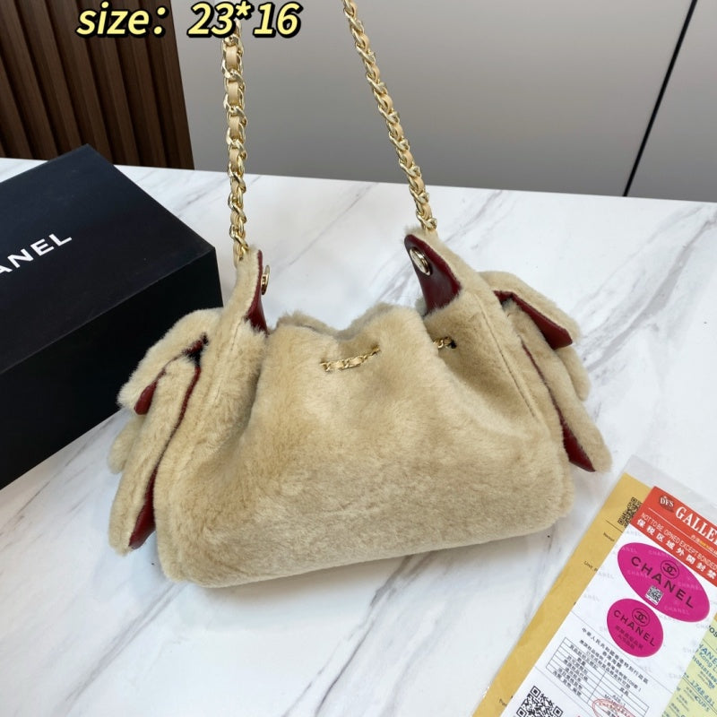 New Fashion Women CC Furry Chain Crossbody Bag XC1326092921