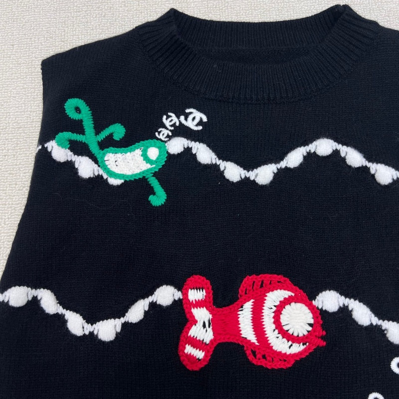 New Fashion Women's CC Cartoon Fish Embroidery Knit Vest CQQ1326100808