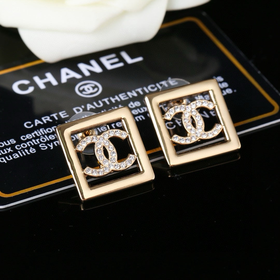 New Fashion Double C Rhinestone Square Stud Earrings ZS1326100903