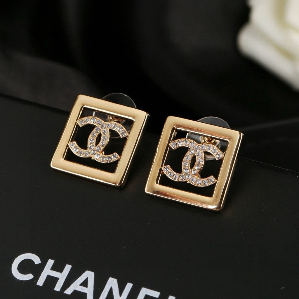New Fashion Double C Rhinestone Square Stud Earrings ZS1326100903