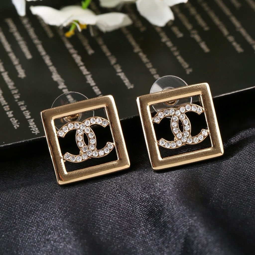 New Fashion Double C Rhinestone Square Stud Earrings ZS1326100903