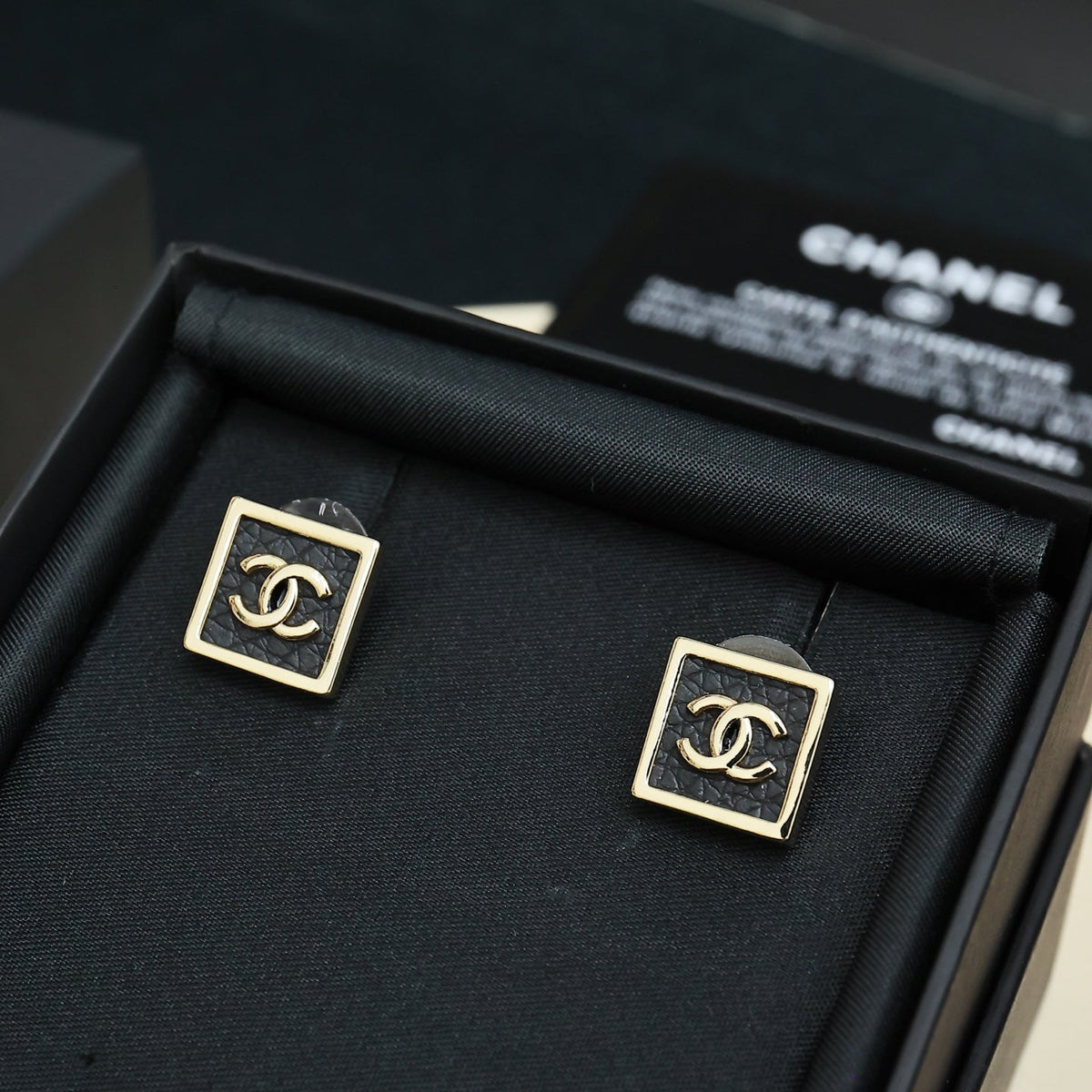 New Fashion Women's Vintage Stud Earrings ZS1326101006