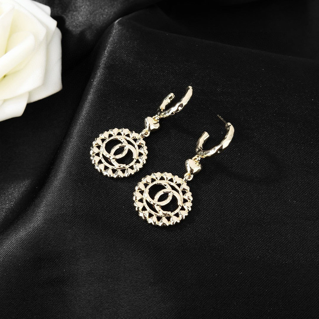 New Fashion Women's CC Hollow Drop Earrings ZS1326101007