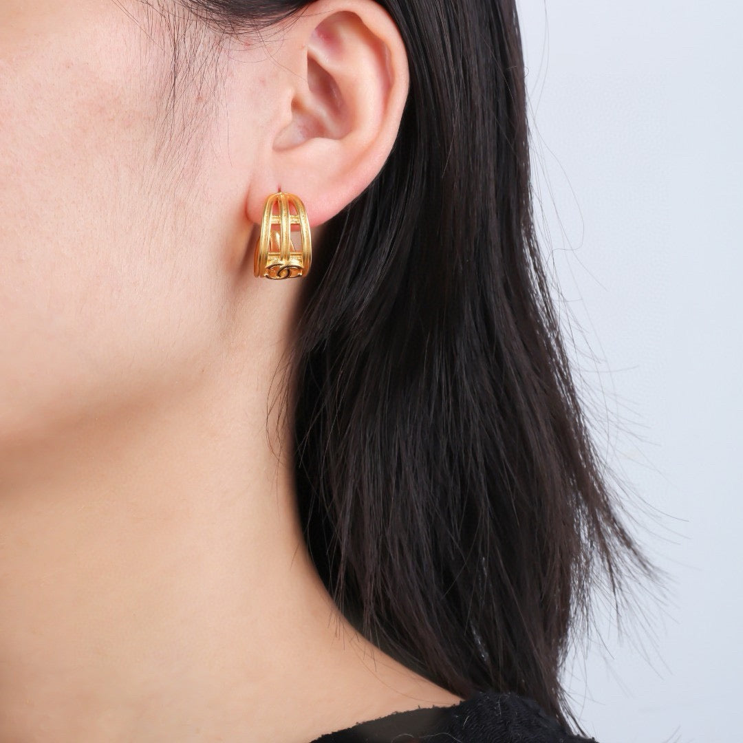 New Fashion Women's Vintage Stud Earrings ZS1326101008