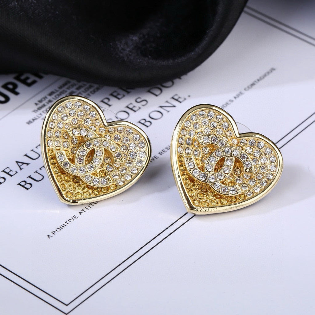 New Fashion Women's Vintage Stud Earrings ZS1326101009