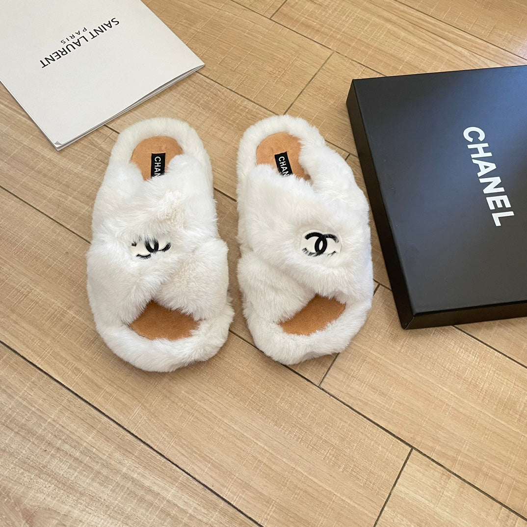 New Fashion Women's CC Plush Slippers PF1326101217
