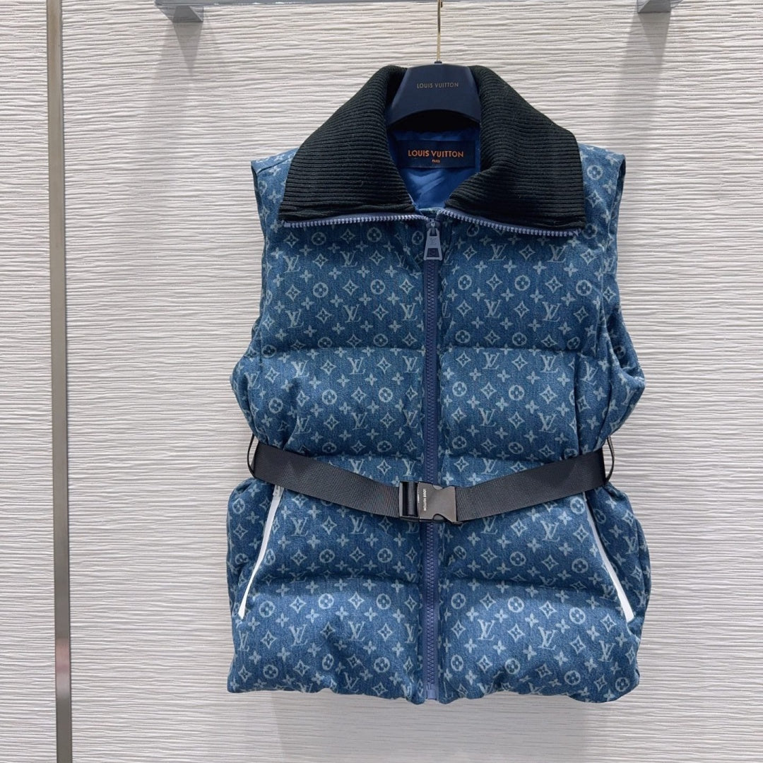 New Fashion Women's All Over Print Denim Puffer Vest DM1326101514