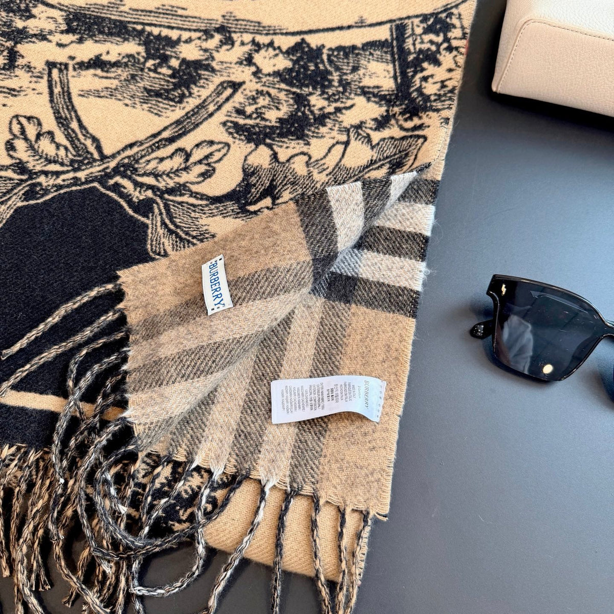 New Fashion Women's Equestrian Print Cashmere Scarf ZJN1326102106