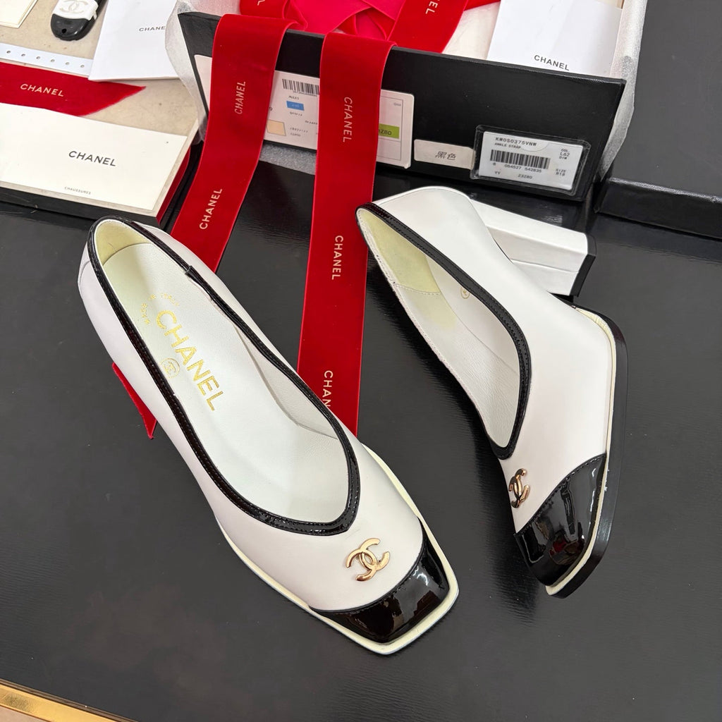 New Arrival Women's CC Logo Block Square Toe Block Heel Pumps XC1326102306